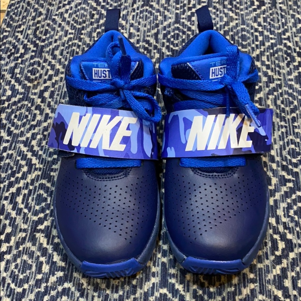 NIKE boy’s basketball 🏀 shoes